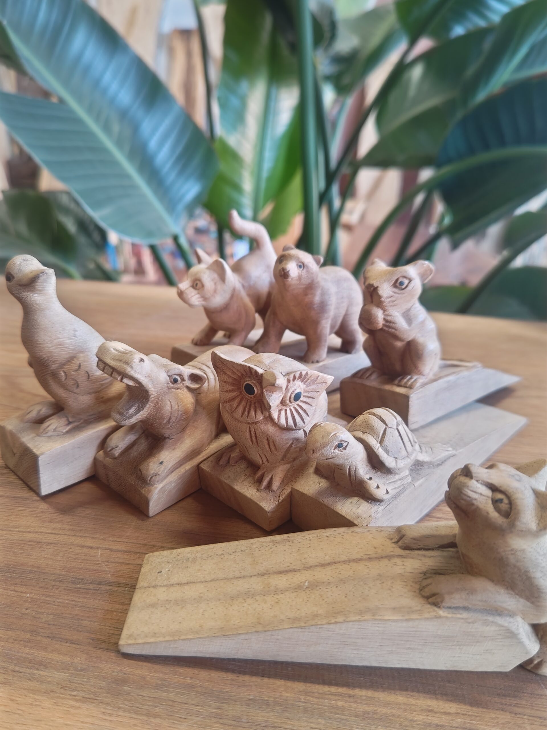 木製アニマルドアストッパー